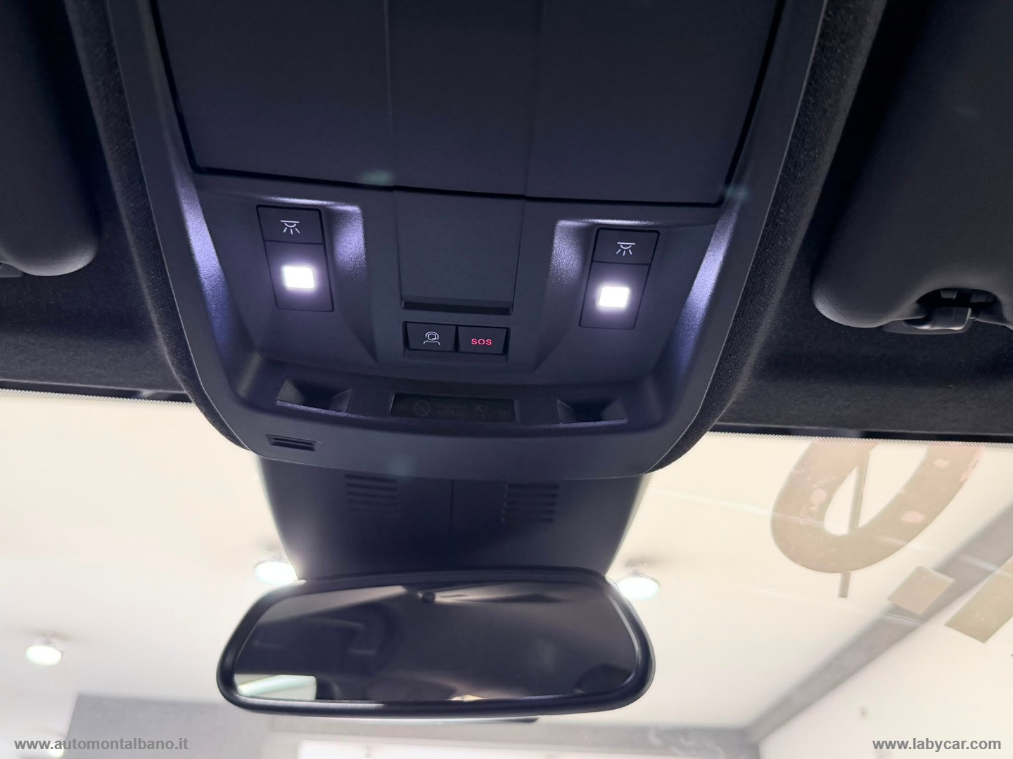 Compass 1.2 Turbo 48V e-Hybrid Summit - immagine 26