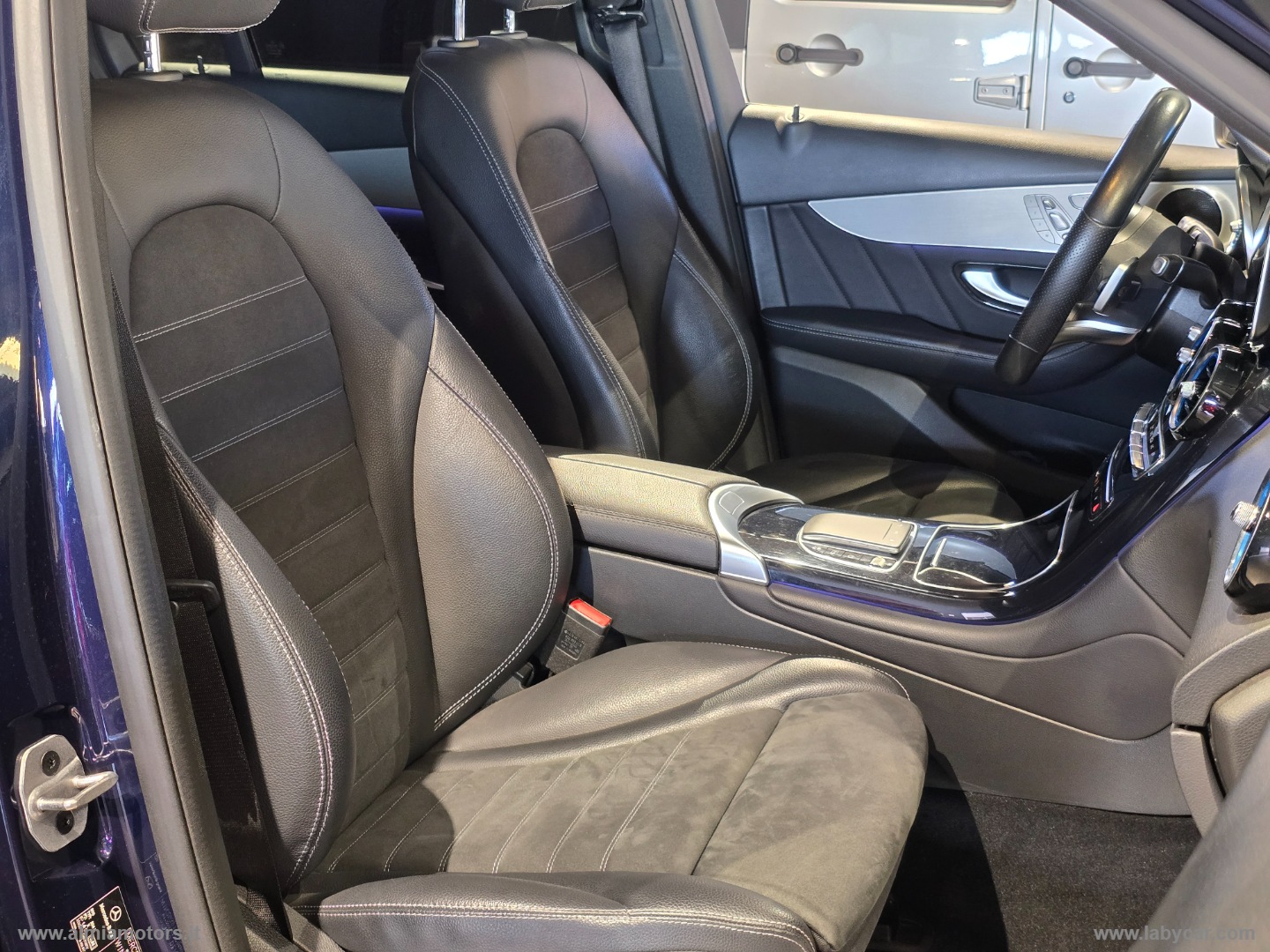 GLC 300 d 4Matic Premium Plus - immagine 26