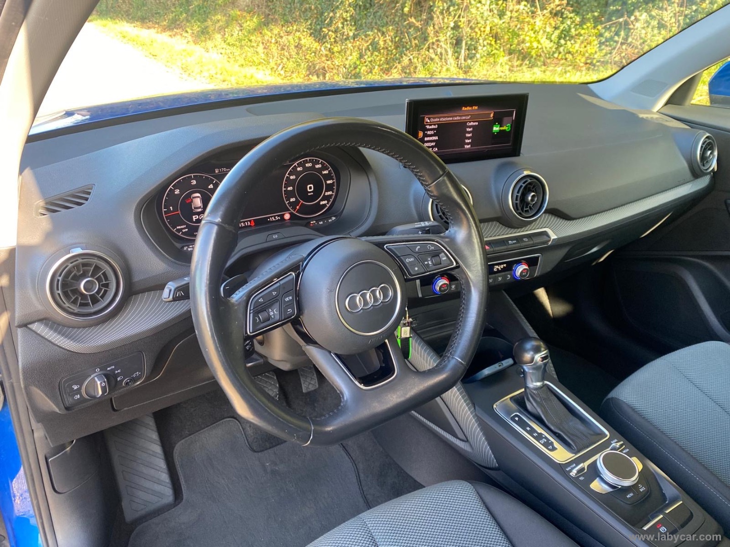 Q2 30 TDI S tronic Business Design - immagine 26