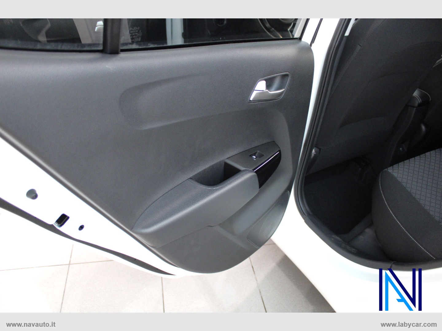 Picanto 1.0 GDi 5 porte Style - immagine 26