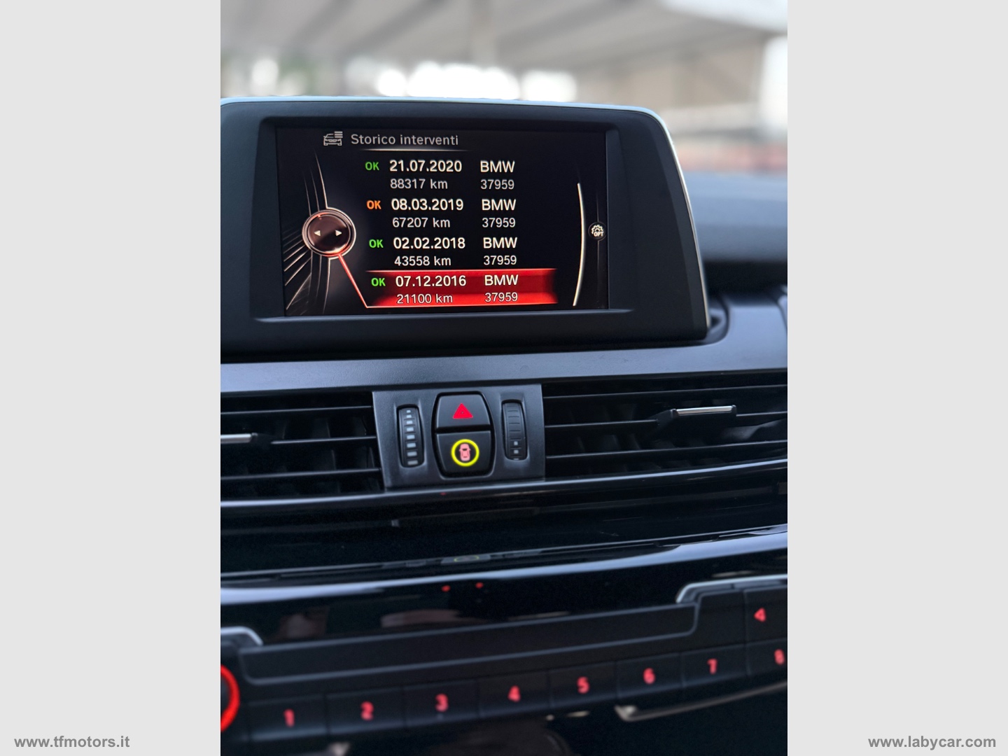 218d Active Tourer Advantage aut. - immagine 26