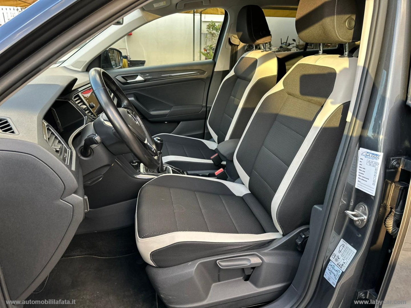 T-Roc 1.6 TDI SCR Advanced BlueMot.Tech. PARI AL NUOVO - immagine 26