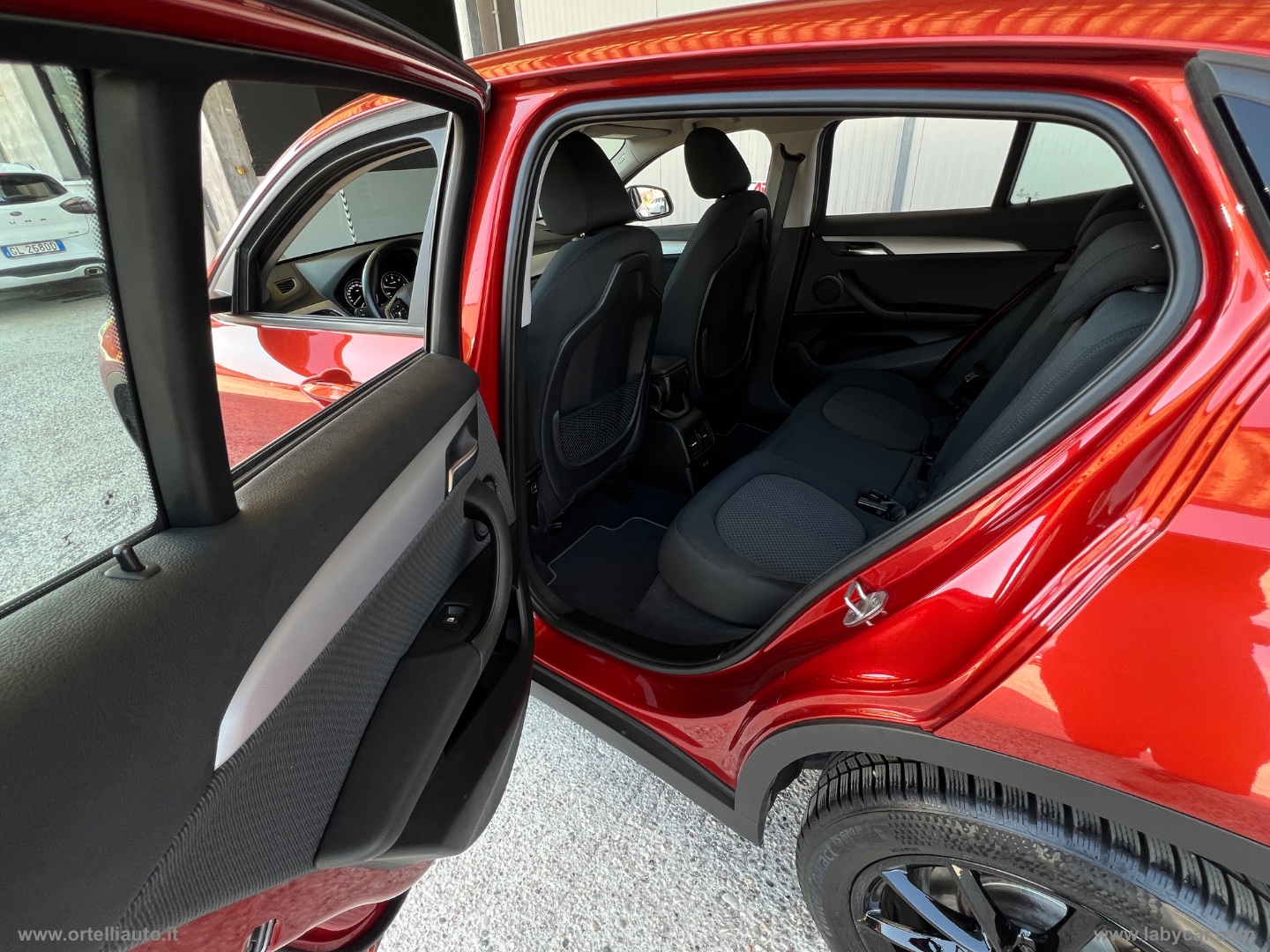 X2 xDrive18d Business-X - immagine 27