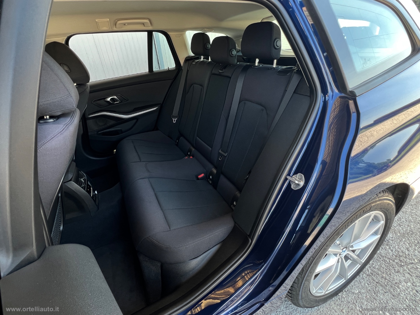 318d Touring Business Advantage aut. - immagine 27