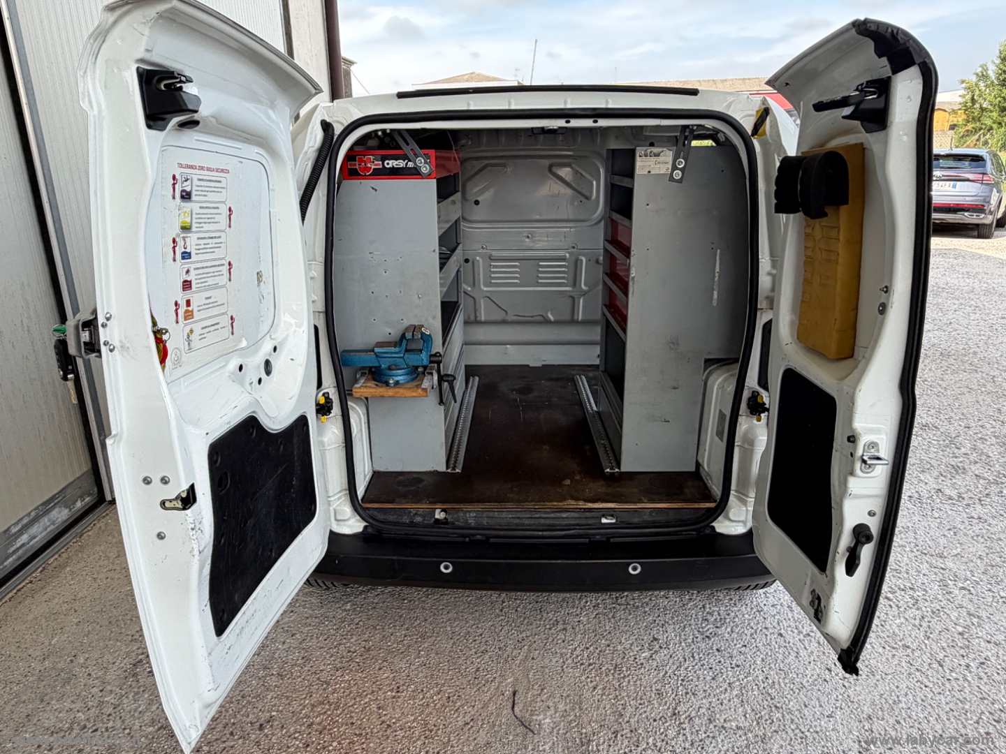 Fiorino 1.3 MJT 95CV Furgone SX E5+ +IVA - immagine 27