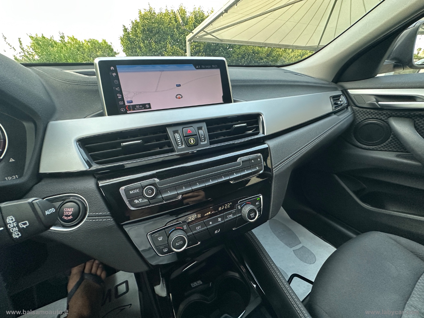 X2 xDrive18d Advantage - immagine 27