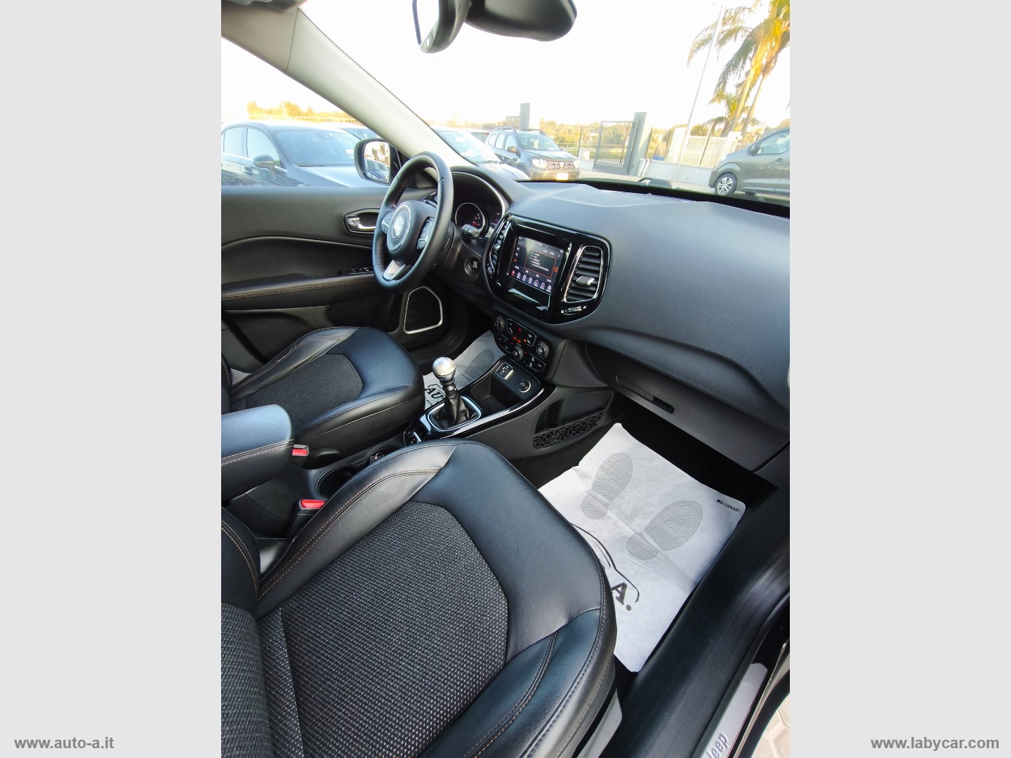 Compass 1.6 Mjt II 2WD Limited - immagine 27