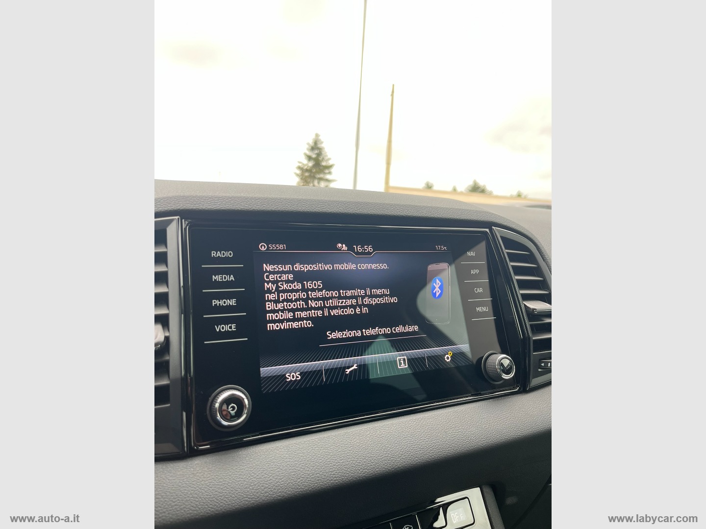 Karoq 2.0 TDI 115 CV Selection - immagine 27
