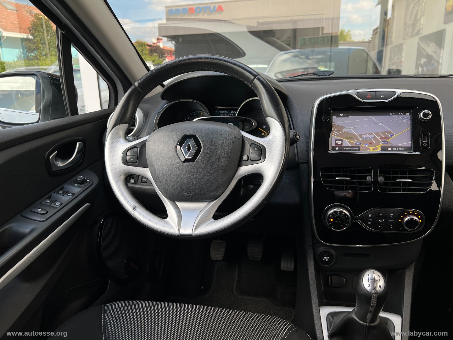Clio dCi 8V 75 CV S&S 5p. Energy Zen - immagine 27