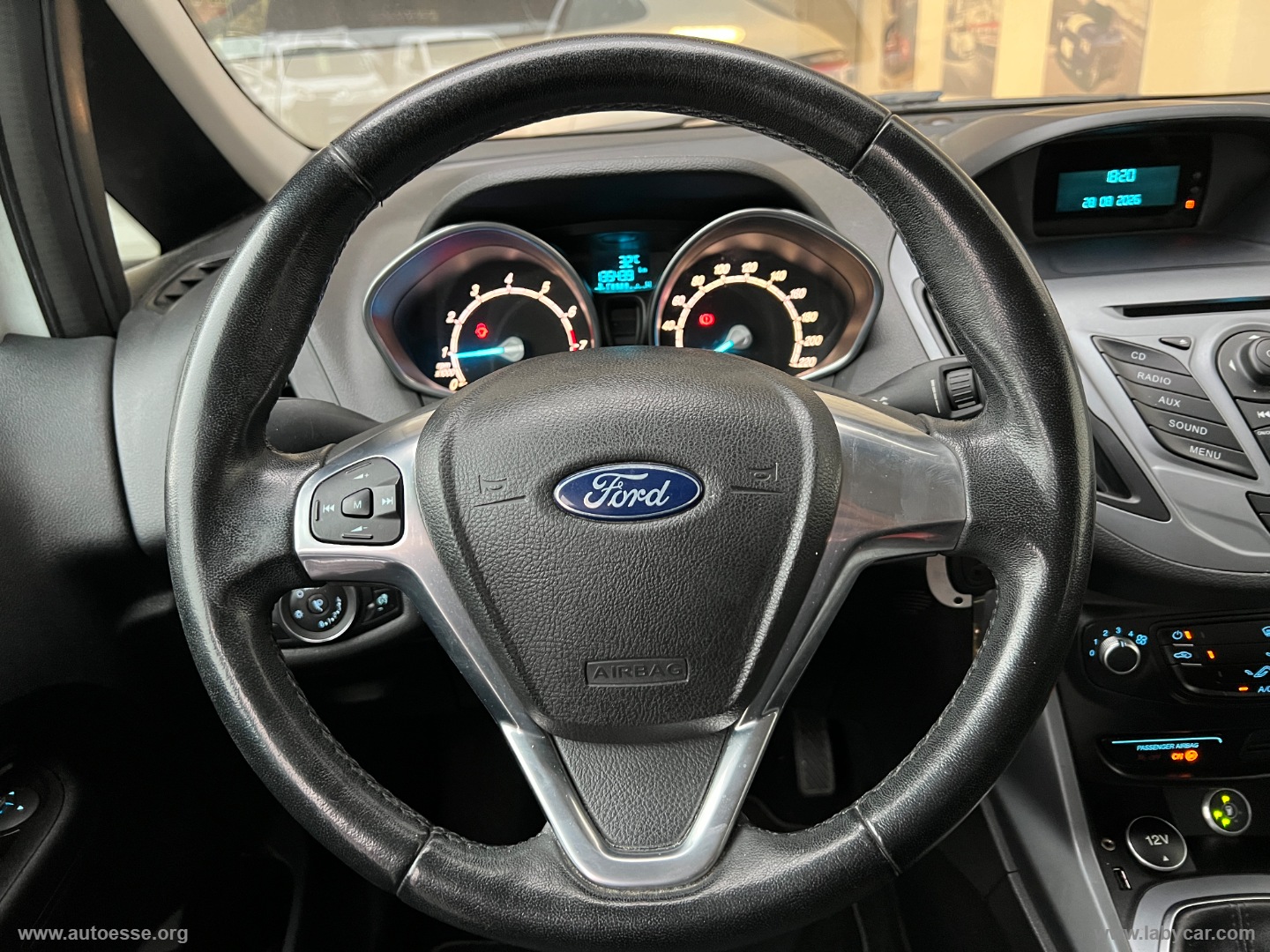 B-Max 1.4 90 CV GPL - immagine 27