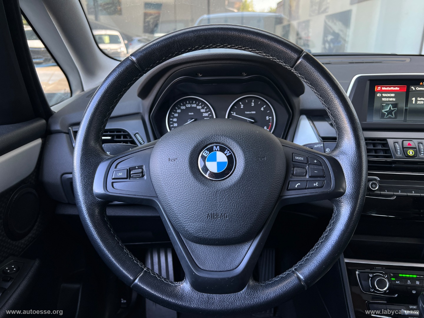 218d Active Tourer Advantage AUT. - immagine 27