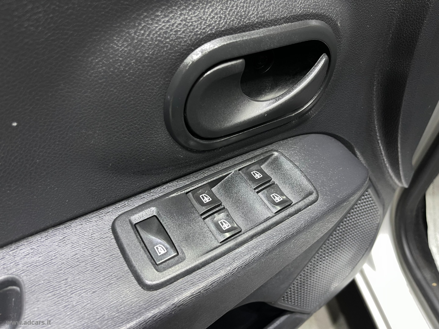 Lodgy Stepway 1.5 dCi 8V 110 CV S&S 7 posti *TURBINA NUOVA*1 PROPRIETARIO* - immagine 27