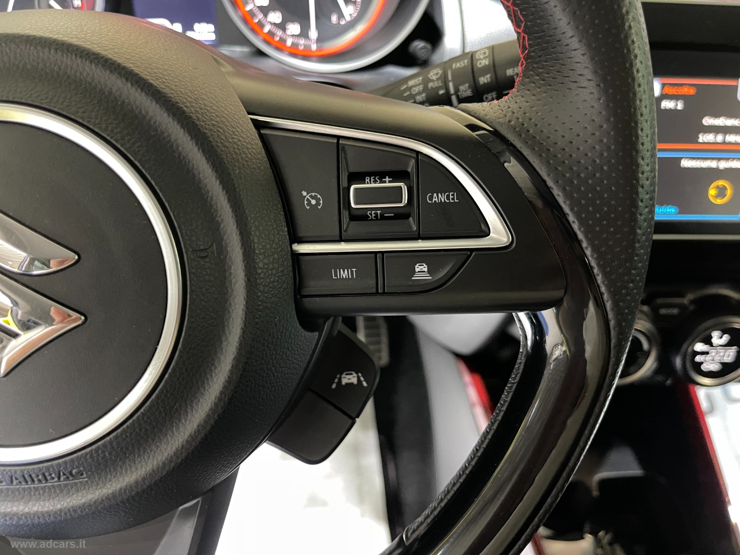 Swift Sport 1.4 Boosterjet *VERSIONE FUORI PRODUZIONE*BOOK SERVICE SUZUKI* - immagine 27