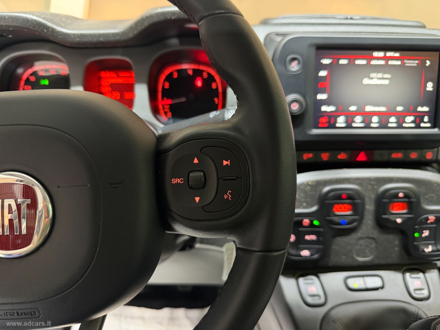 Panda 0.9 TwinAir T. S&S 4x4 City Cross *INTROVABILE*1 PROPRIETARIO* - immagine 27