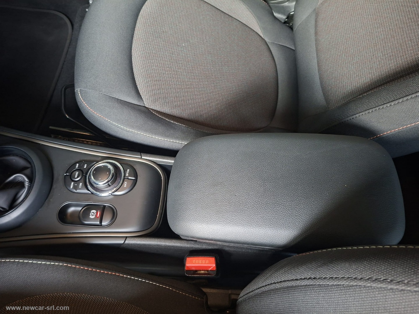 Mini Cooper SE Business Countryman ALL4 - immagine 27