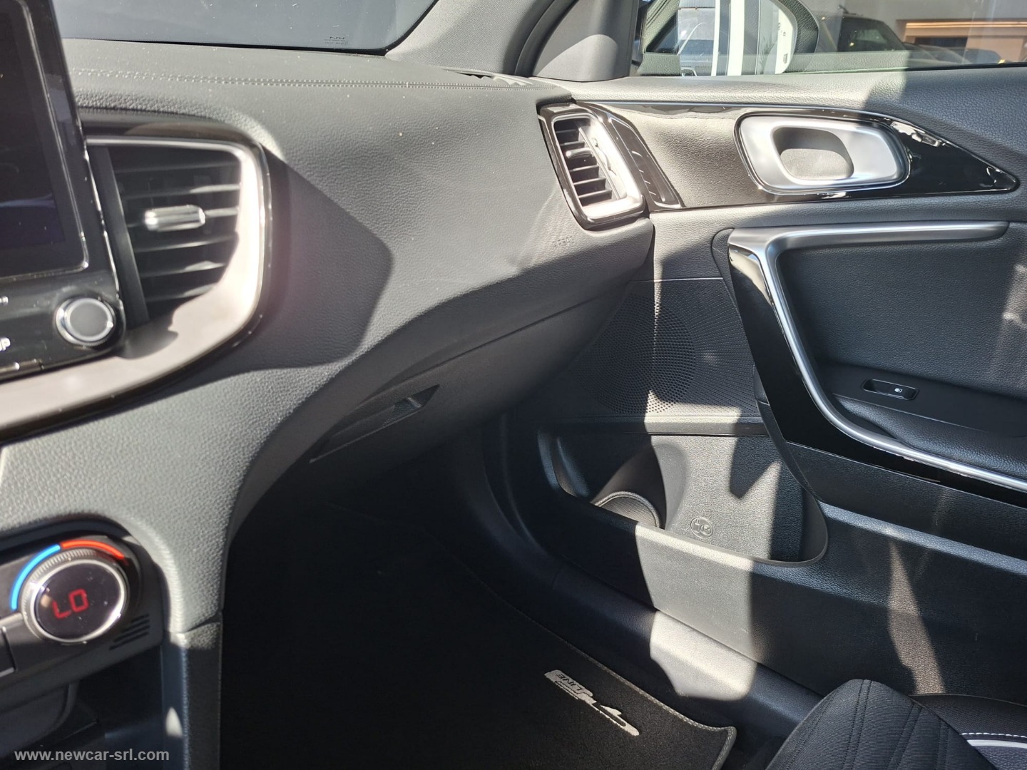 Xceed 1.6 CRDi 136 CV MHEV DCT GT-Line - immagine 27