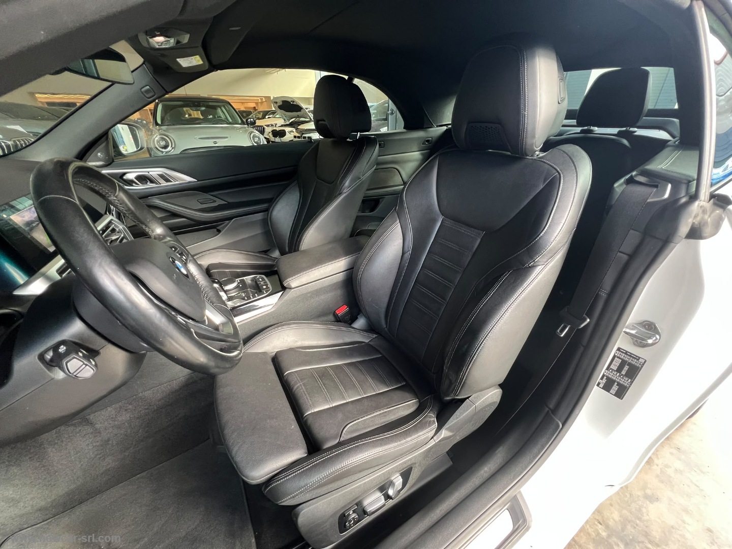 420d 48V Cabrio Msport - immagine 27