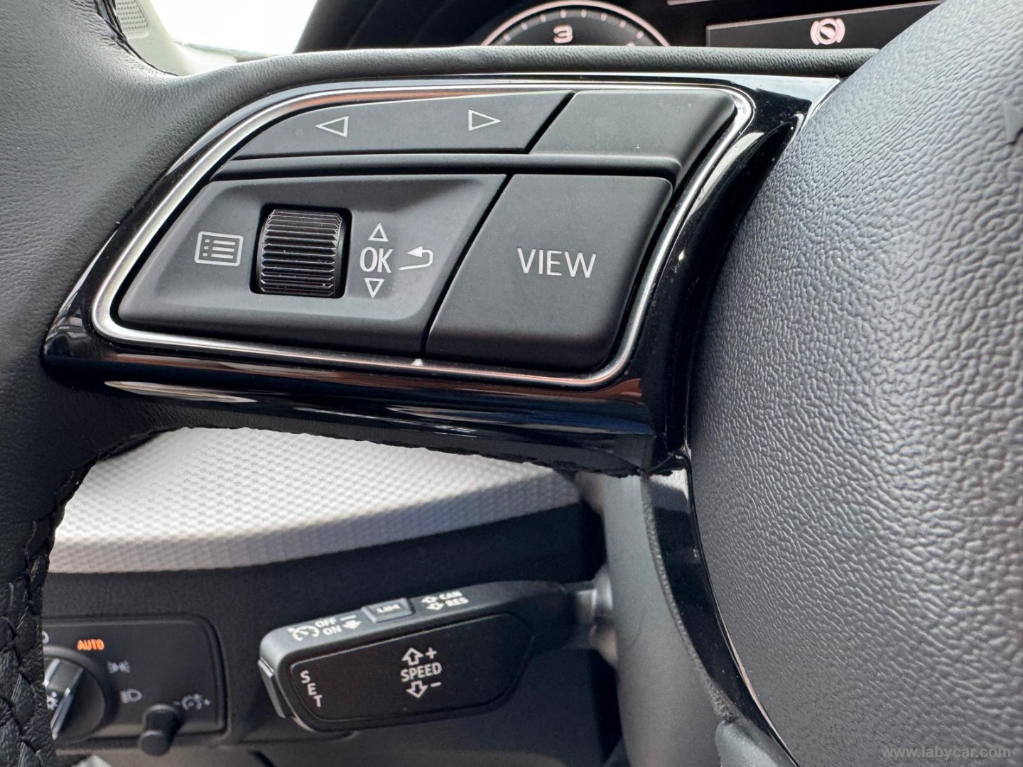 Q2 35 TDI S tronic S line Edition - immagine 27