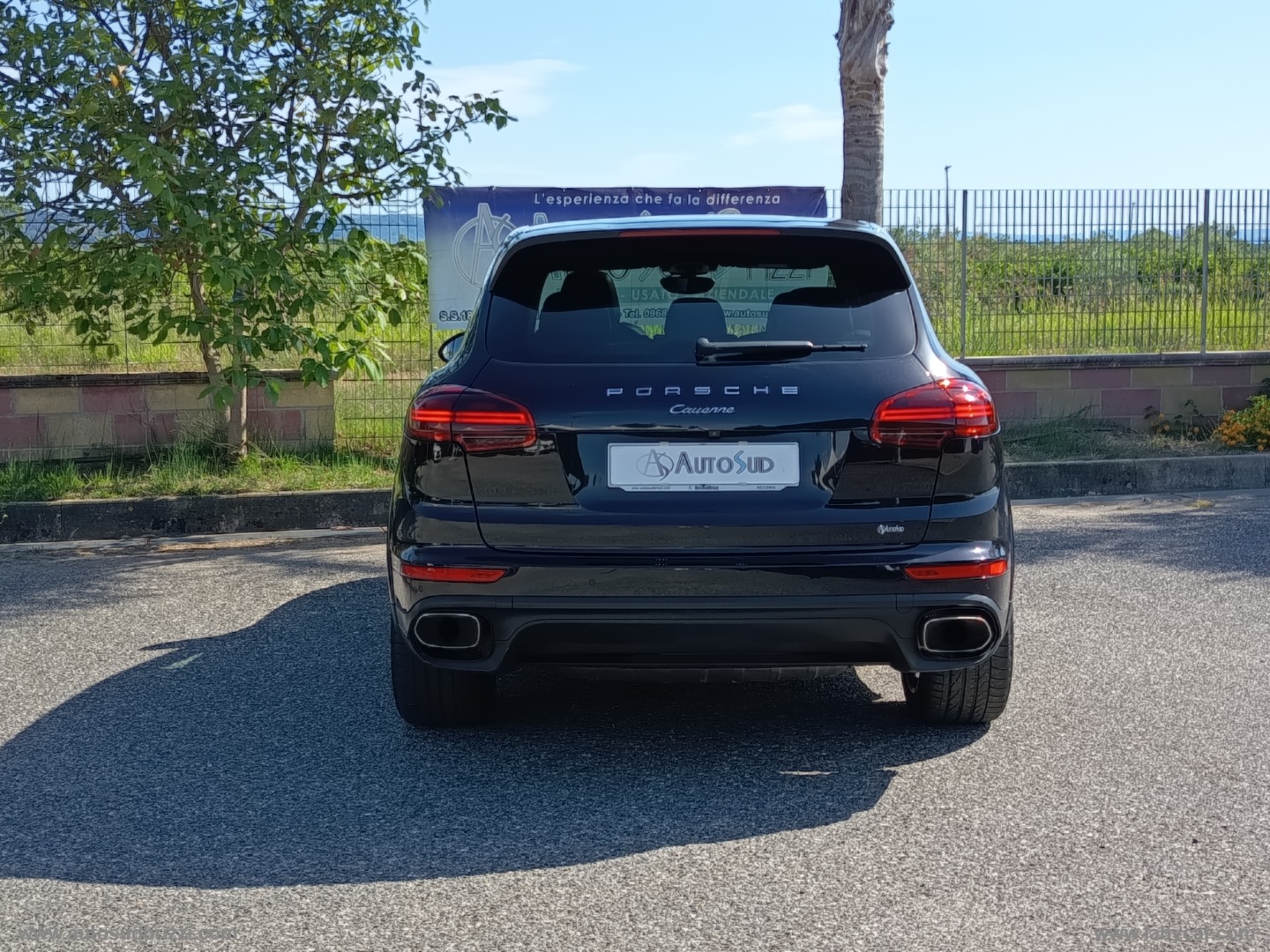 Cayenne 3.0 Diesel Platinum Edition - immagine 27