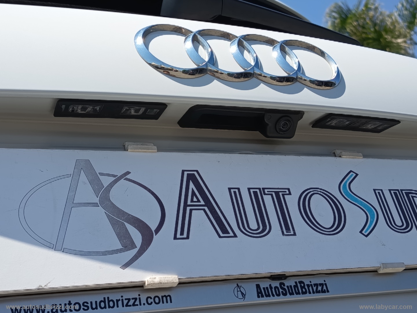 Q3 35 TDI S tronic Business - immagine 27