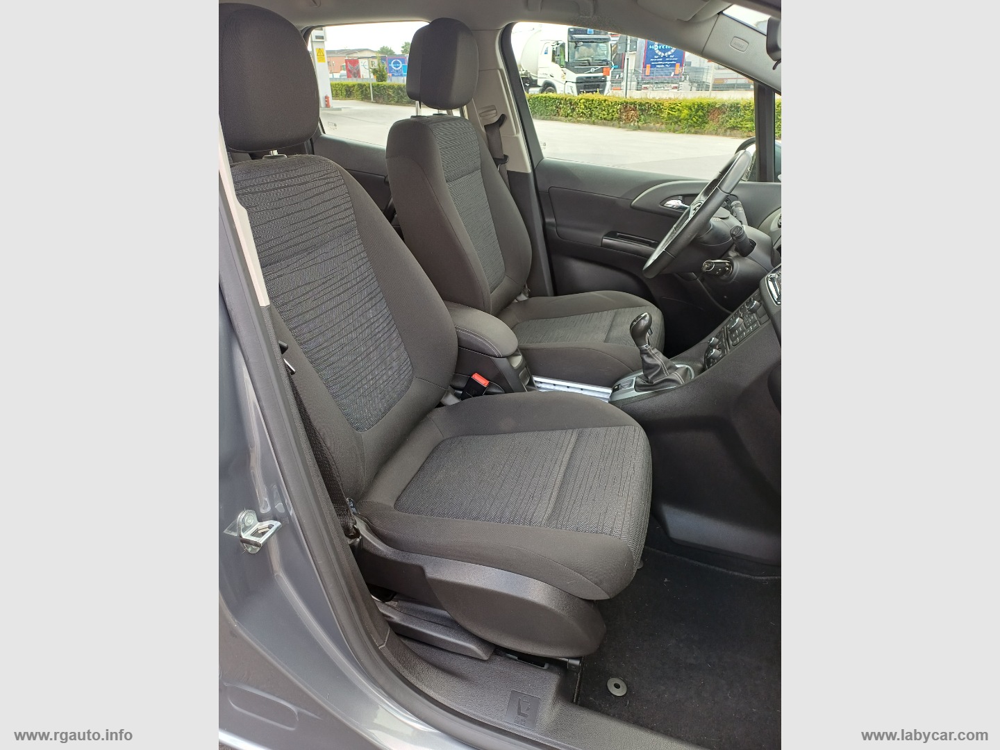 Meriva 1.4 100 CV Elective - immagine 27