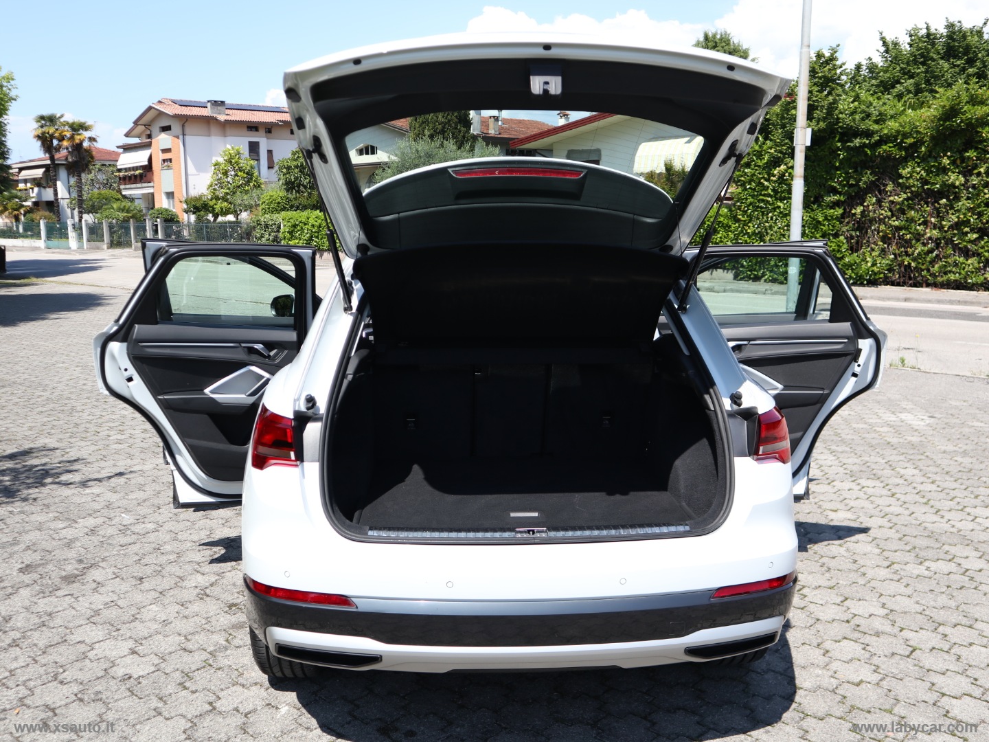 Q3 35 TFSI S tronic Business Advanced - immagine 27