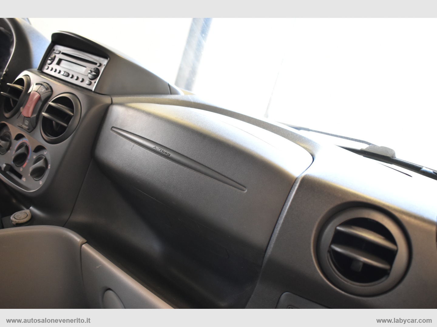 Doblò 1.9 MJT 105 CV Dynamic - immagine 27