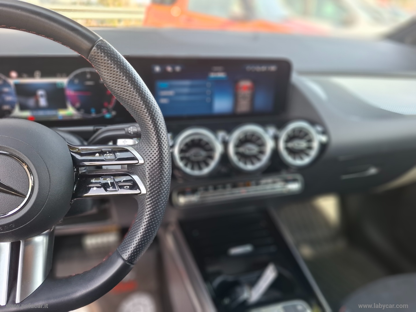 GLA 200 d Automatic AMG Line Adv.Plus - immagine 27