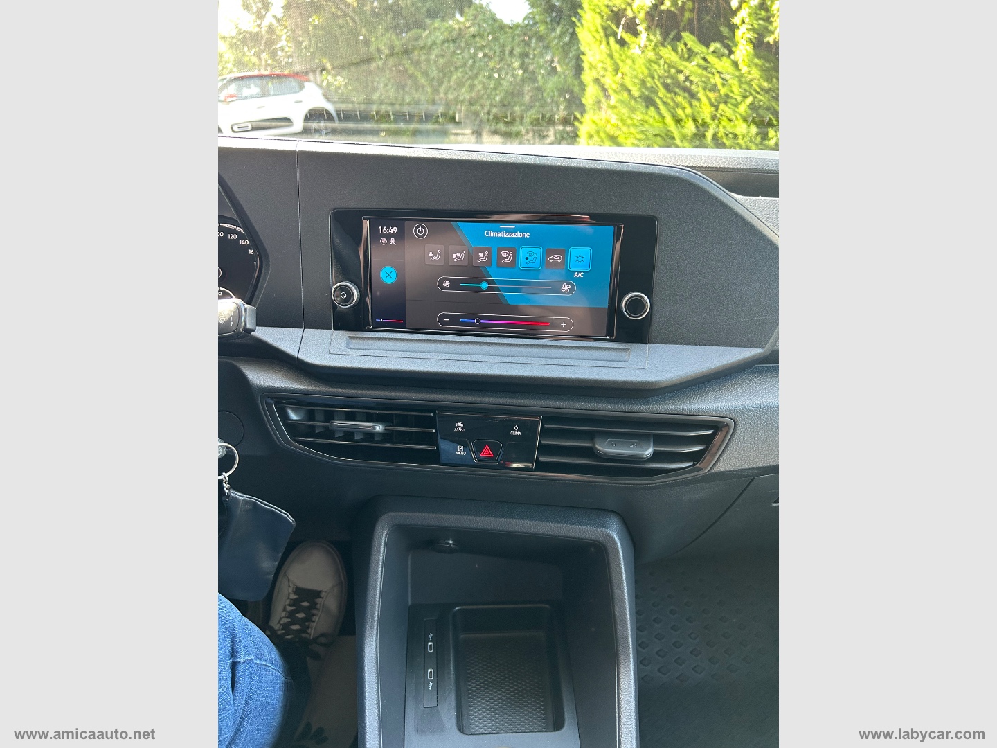 Caddy 2.0 TDI 122CV 4M Furgone Business 4X4 - immagine 27