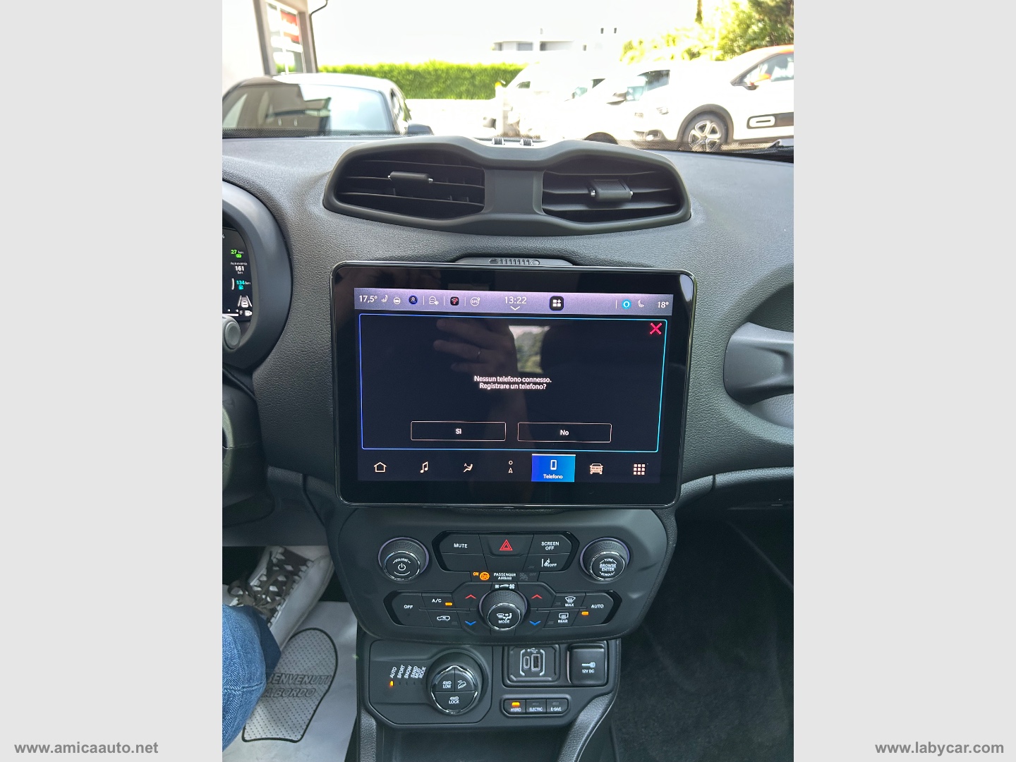 Renegade 1.3 T4 240CV PHEV 4xe AT6 Over. SOLO KM 2.300 - immagine 27