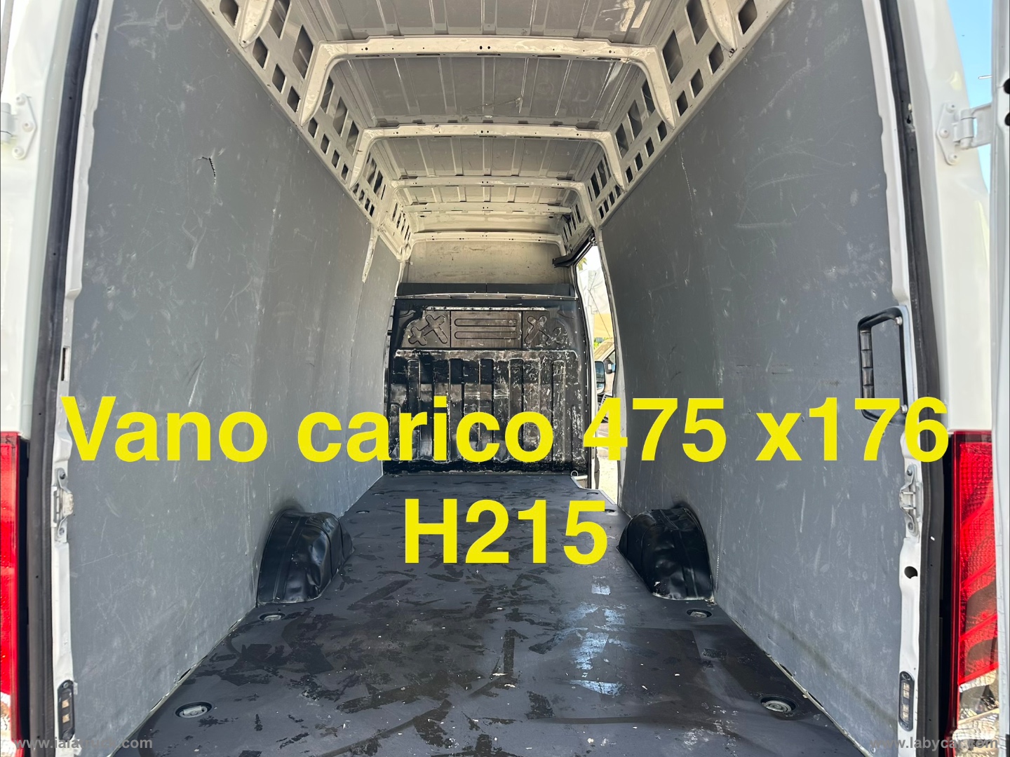 Daily 35S15V 2.3 HPT Furg. EXTRALUNGO E ALTO MOTORE 51000KM - immagine 27
