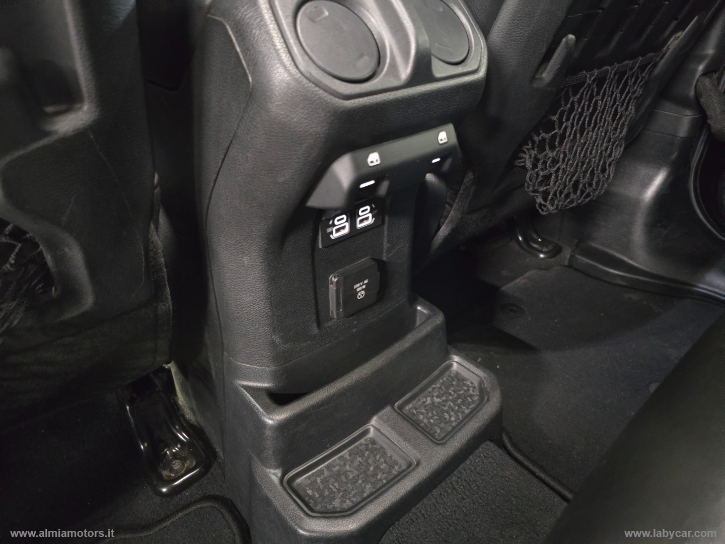 Wrangler Unlimited 2.0 PHEV 4xe Rubicon - immagine 27