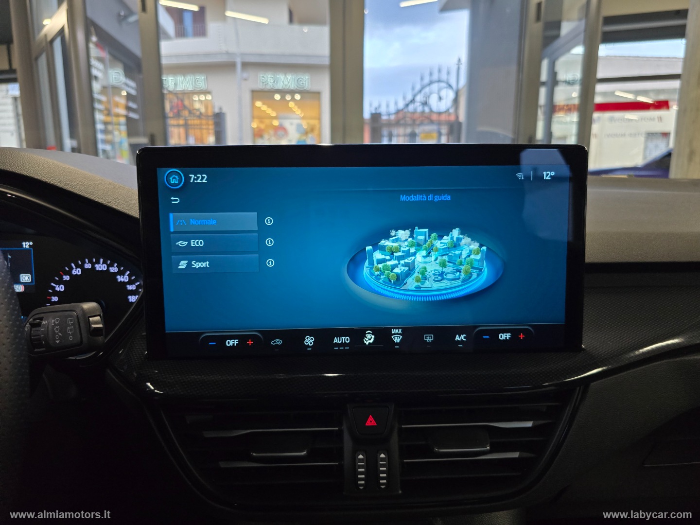 Focus 1.5 EcoBlue 115CV aut. 5p. ST-Line - immagine 27
