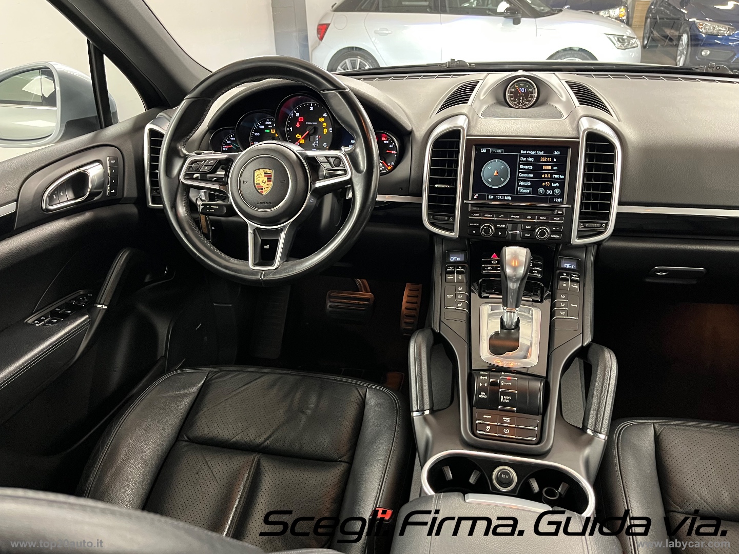 Cayenne 3.0 Diesel TETTO LUNGO PELLE TOTALE CERCHI 21 - immagine 27