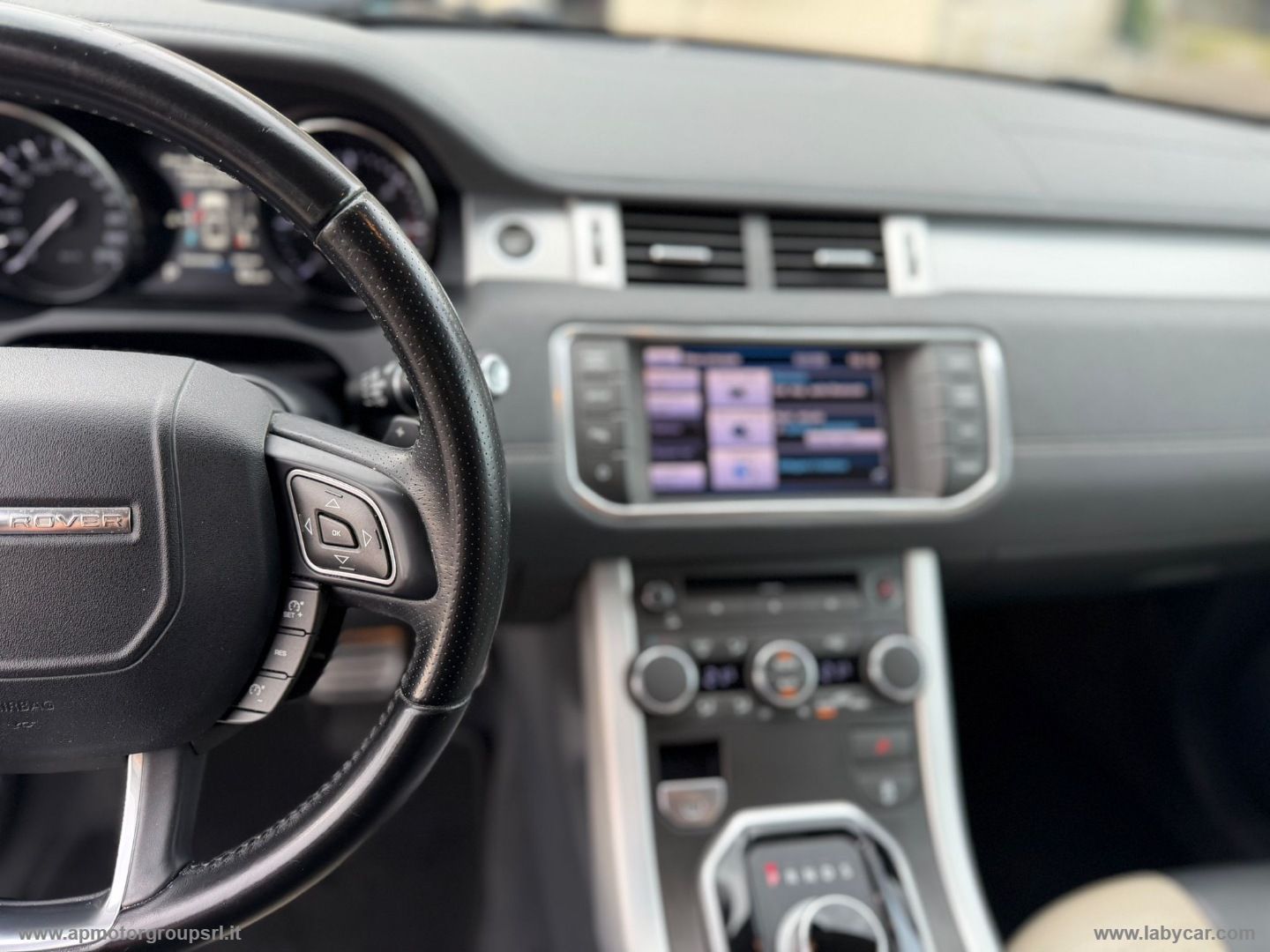 RR Evoque 2.2 TD4 150CV HSE Dynamic - immagine 27
