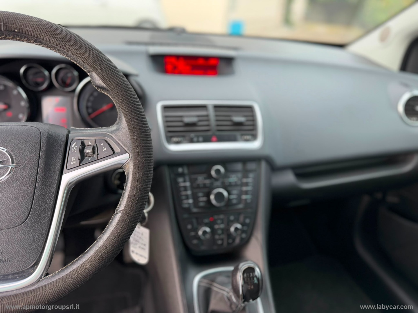 Meriva 1.3 CDTI 95 CV ecoFLEX Cosmo - immagine 27