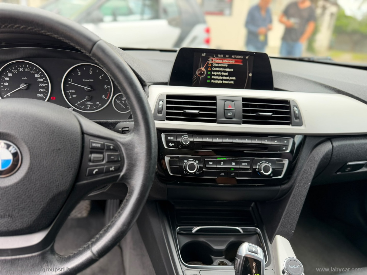 316d Touring Business Advantage aut. - immagine 27
