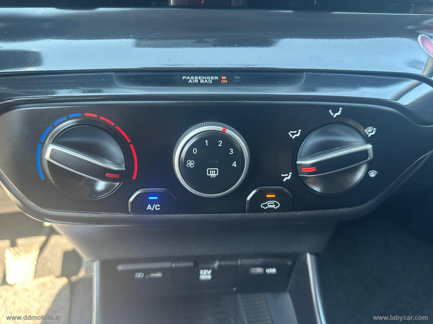 i20 1.2 MPI MT Bose NEOPATENTATI - immagine 27