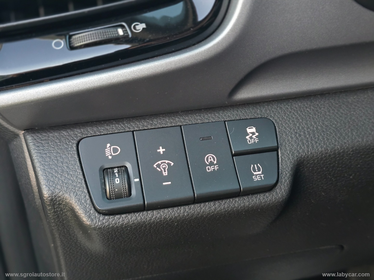 Stonic 1.0 T-GDi 100 CV MHEV iMT Style - immagine 27