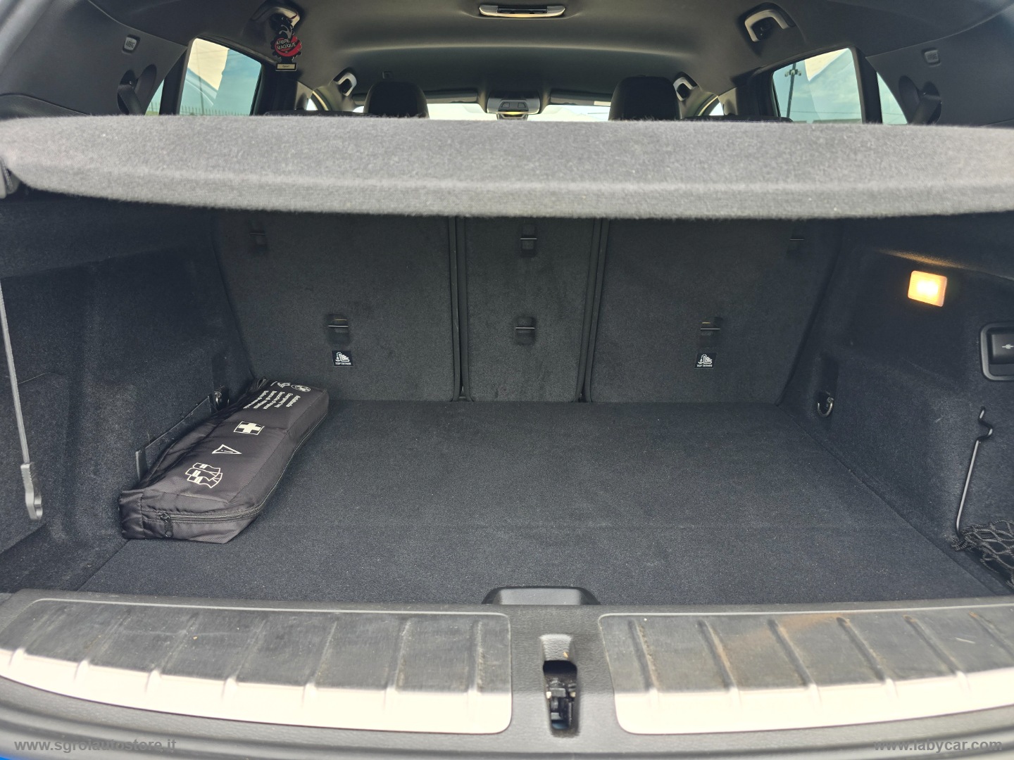 X2 SDrive18d Msport - immagine 27