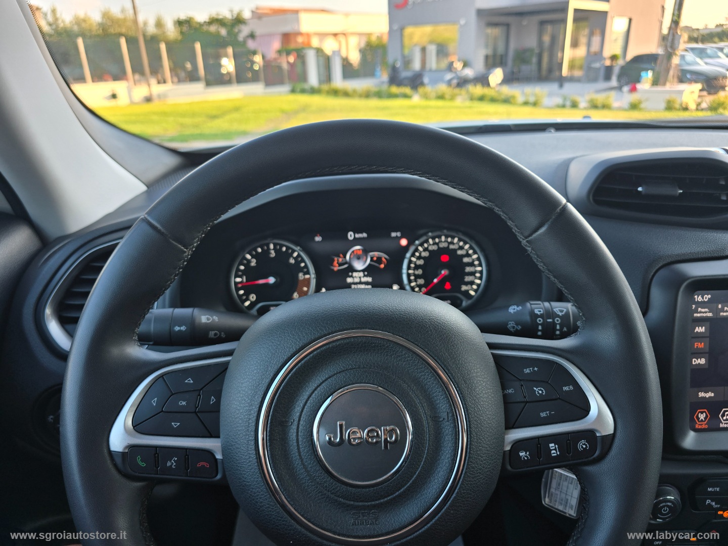 Renegade 1.6 Mjt 130CV Limited - immagine 27