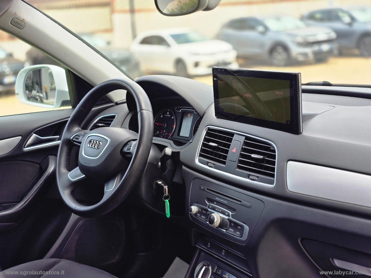 Q3 2.0 TDI Business - immagine 27