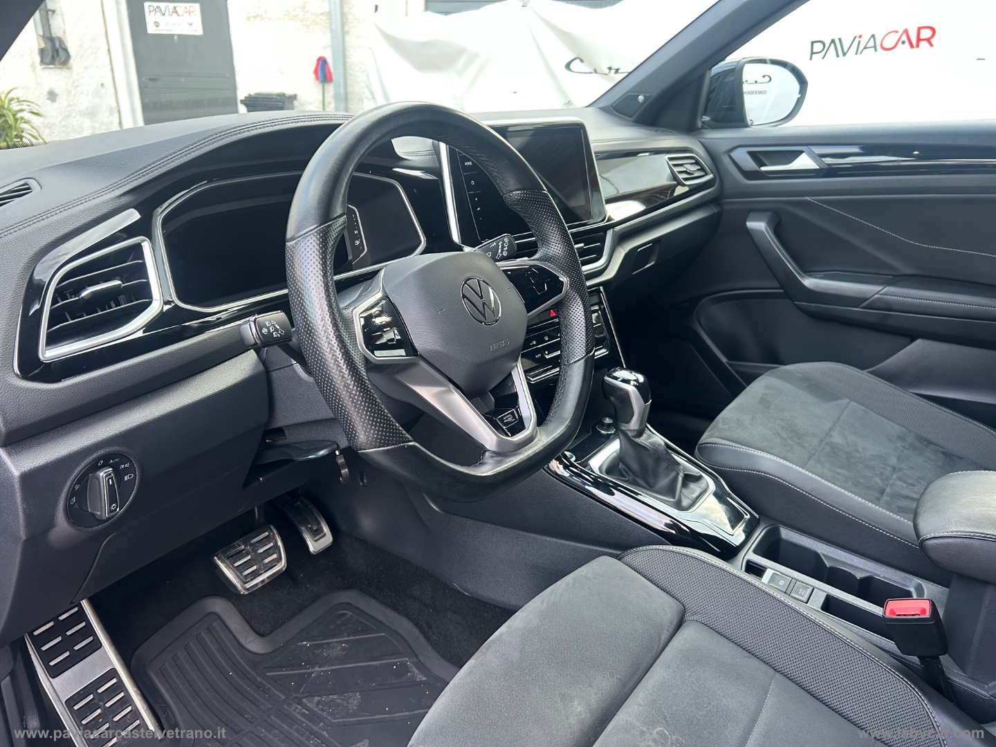 T-Roc 1.5 TSI ACT DSG R-Line - immagine 27