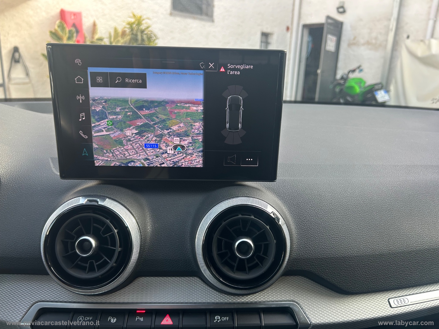 Q2 35 TFSI S tronic Identity Black - immagine 27