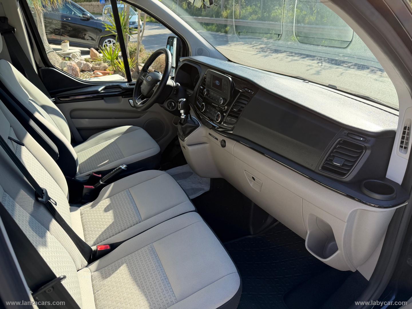 Tourneo Custom 320 2.0 TDCi 105 PL Trend - immagine 27