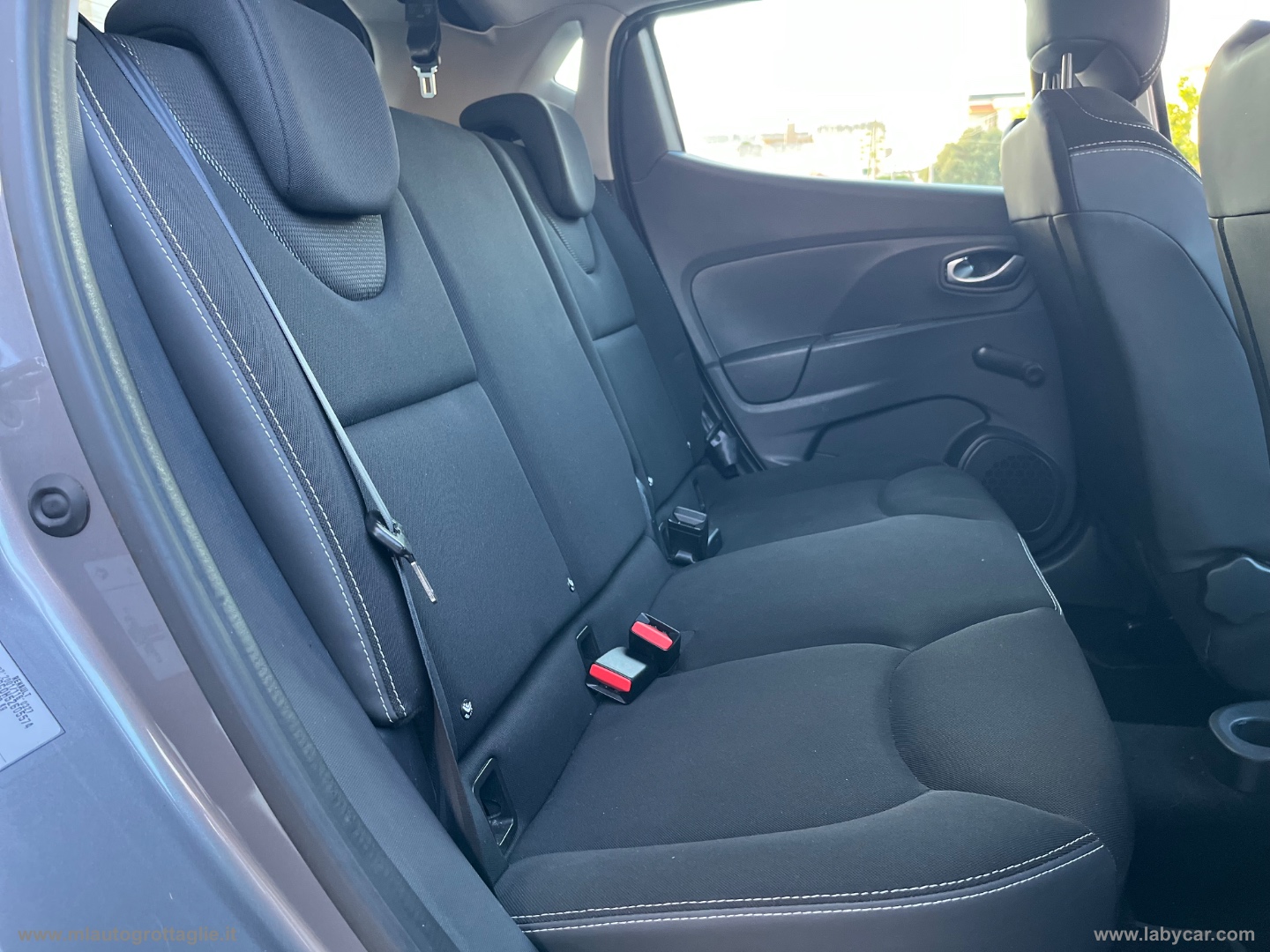 Clio 1.2 75 CV GPL 5p. Costume National - immagine 27