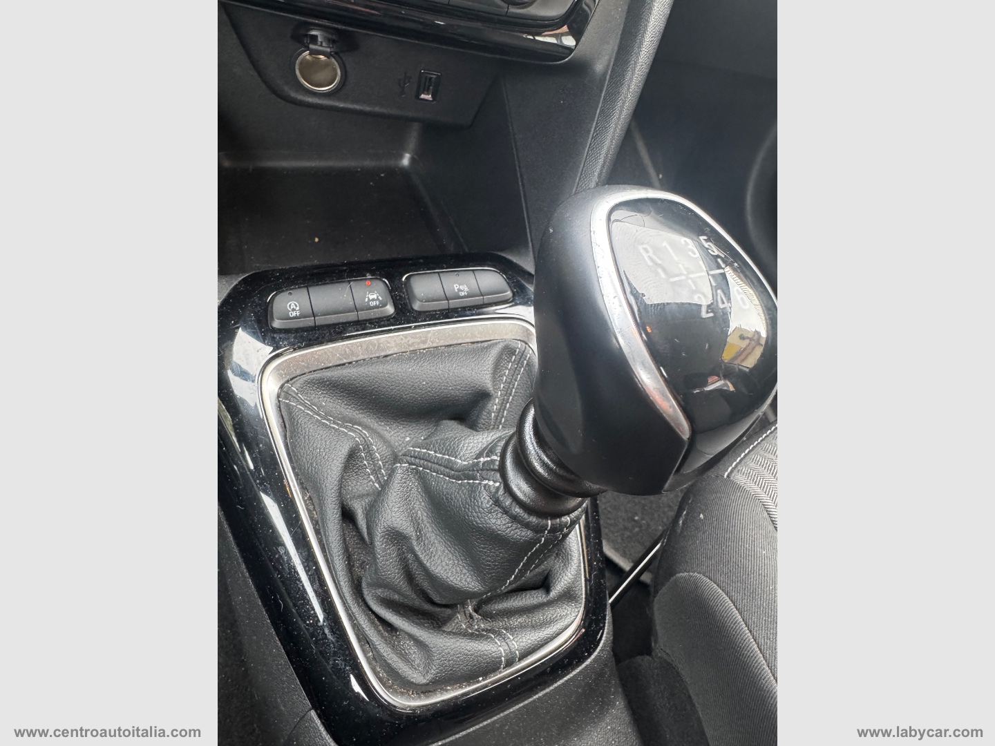 Corsa 1.5 D 100 CV Blitz Edition - immagine 27