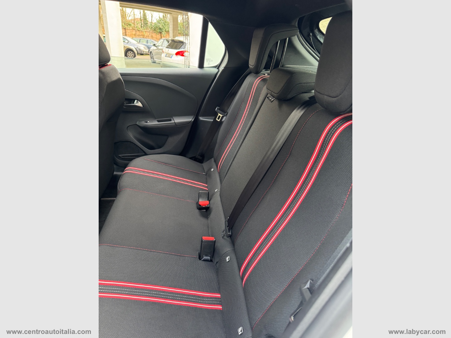 Corsa 1.2 100 CV GS Line - immagine 27