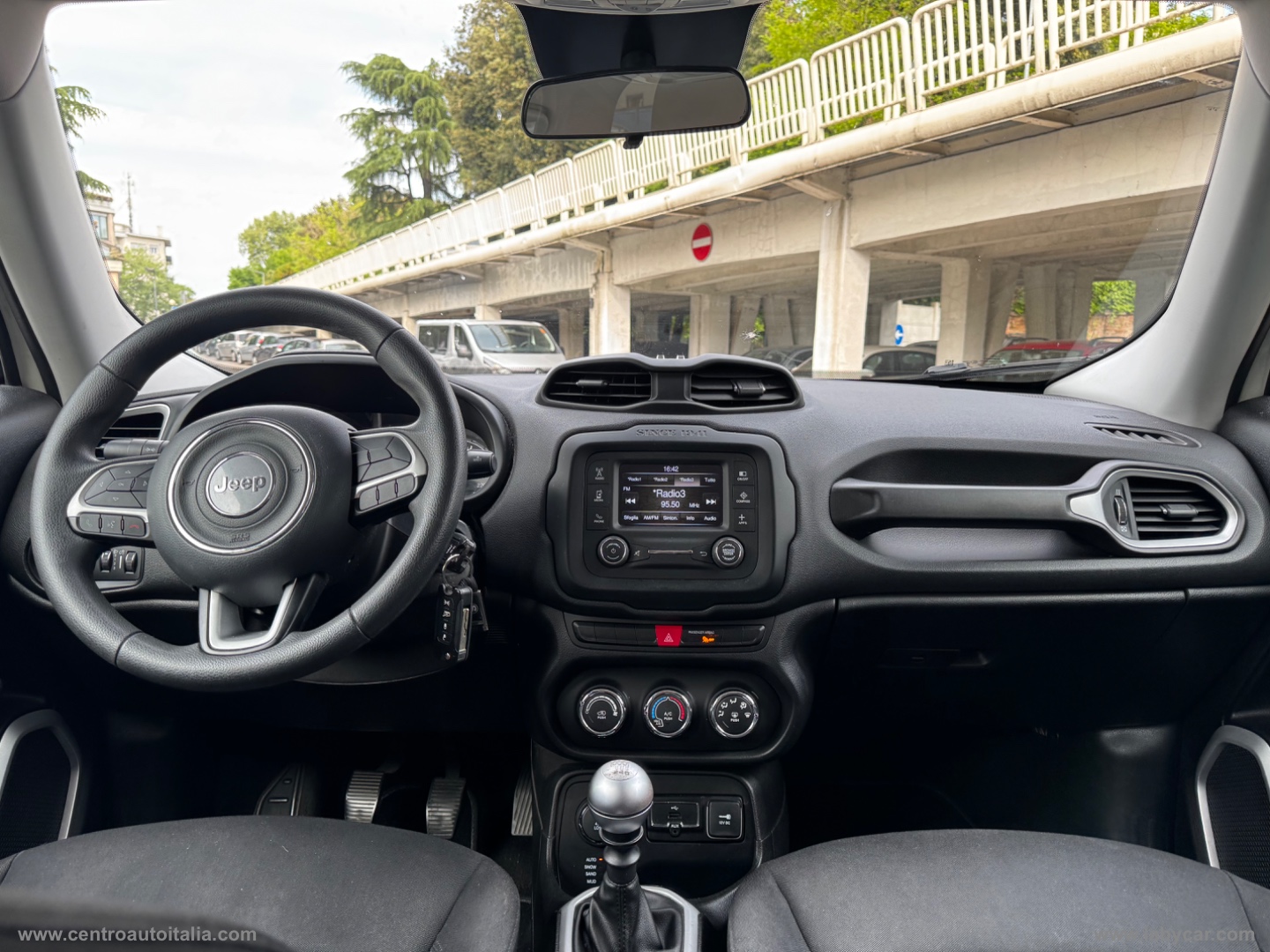 Renegade 2.0 Mjt 4WD Active Drive Sport - immagine 27