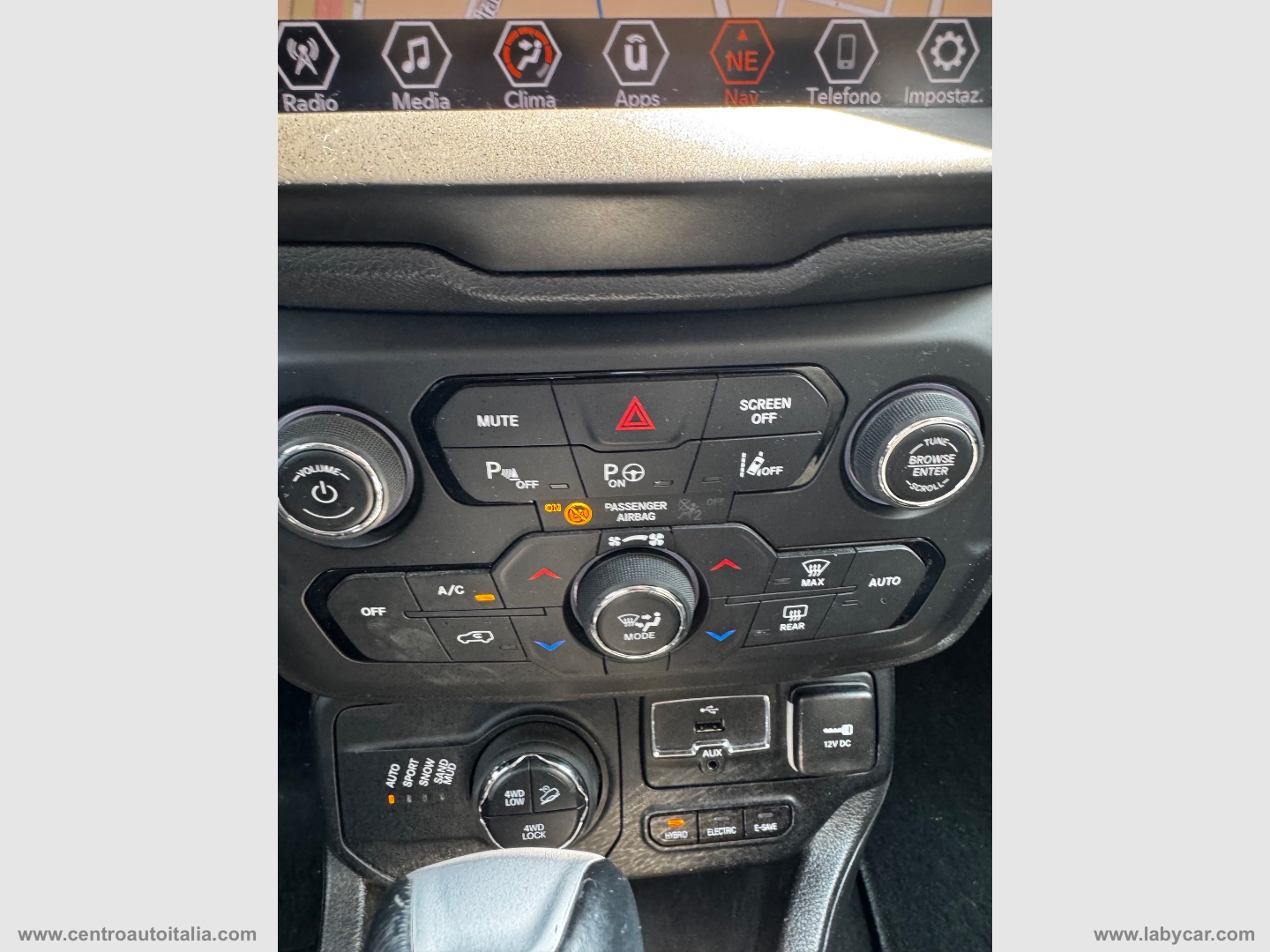 Renegade 1.3 T4 PHEV 4xe Trailhawk - immagine 27